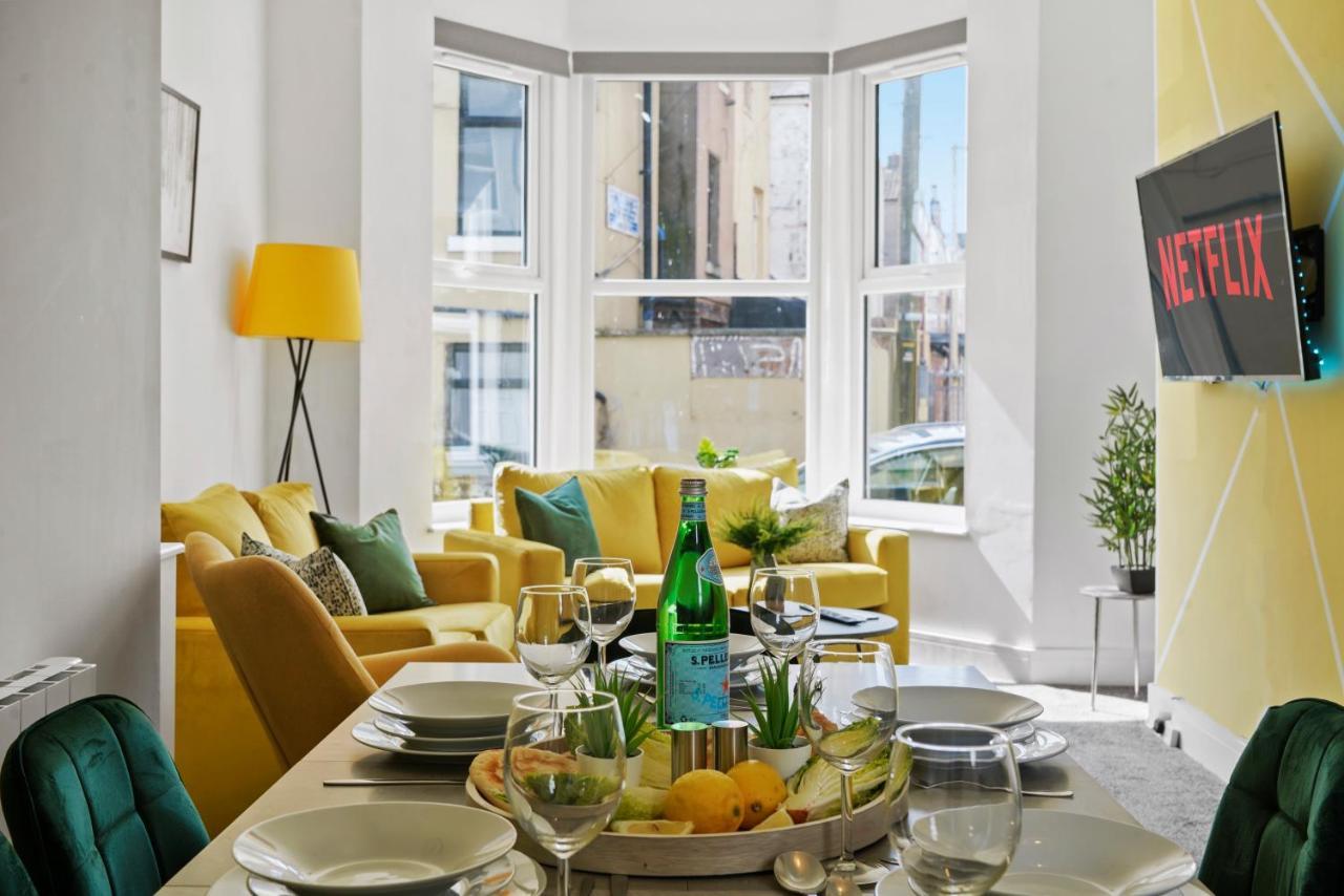Luxe Holiday Apartments By Sasco แบล็คพูล ภายนอก รูปภาพ