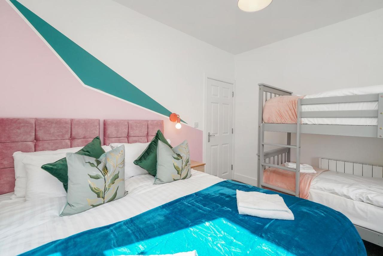 Luxe Holiday Apartments By Sasco แบล็คพูล ภายนอก รูปภาพ